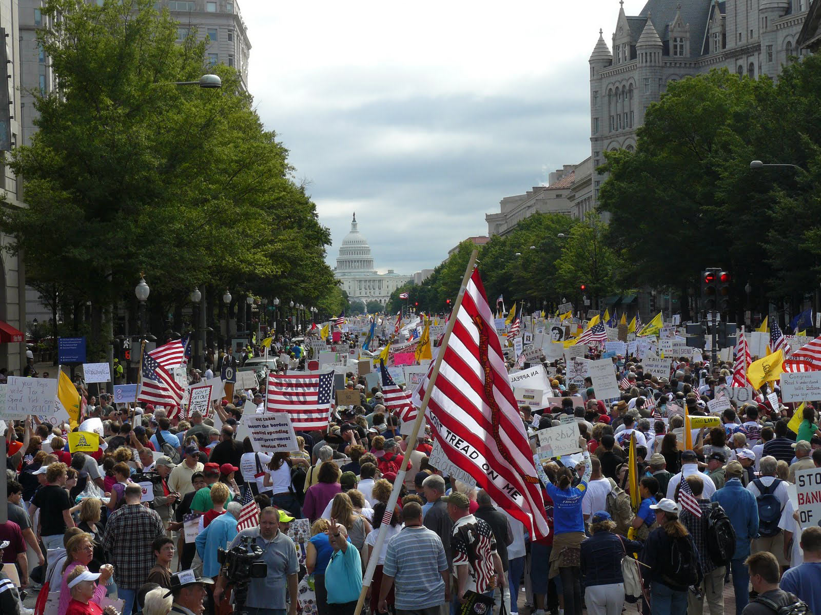 Tea Party rally on Pennsylvania Avenue
